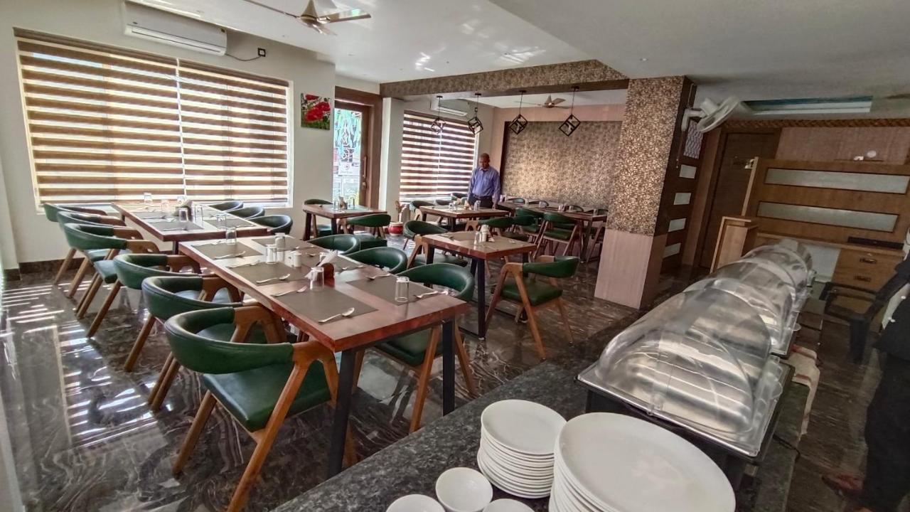 Hotel Dream Inn Rishīkesh Eksteriør billede